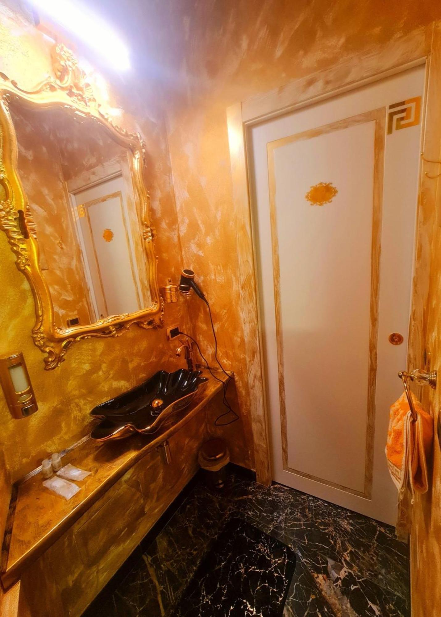 Suite Caravaggio Albavilla ภายนอก รูปภาพ