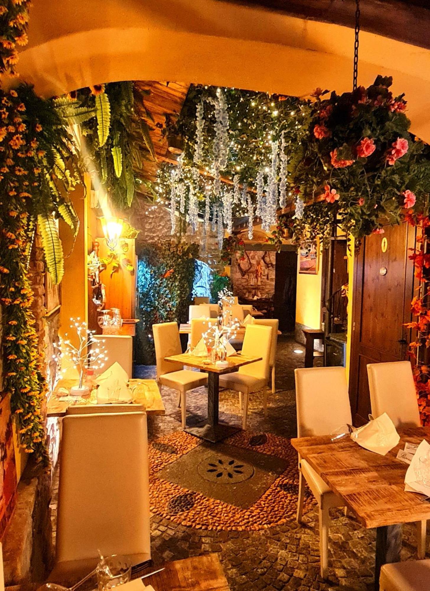Suite Caravaggio Albavilla ภายนอก รูปภาพ